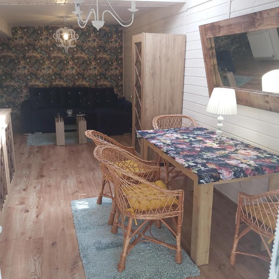 Nadmorskie Apartamenty อุสตกา ภายนอก รูปภาพ